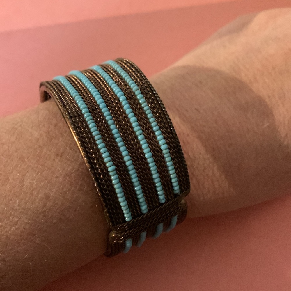 Beautiful cuff bracelet - Picture 2 of 5